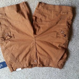 Men’s Brown Cargo Shorts (Brand new and Size 36)